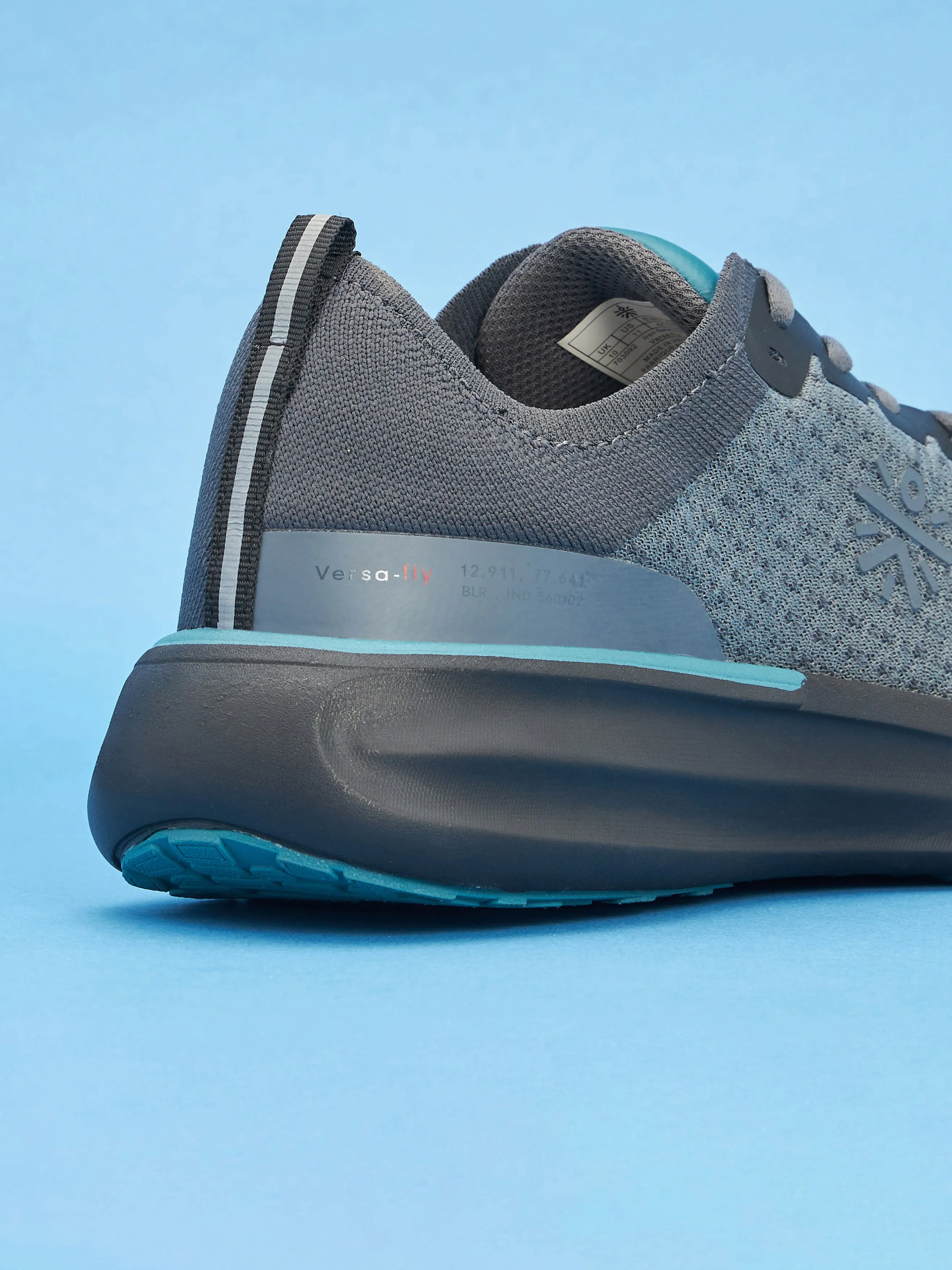 Versa Fly Men Running Shoes - Charcoal Grey